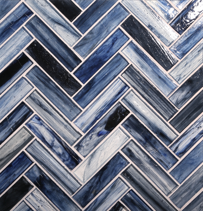 Tozen Natural - 1 x 4 Herringbone