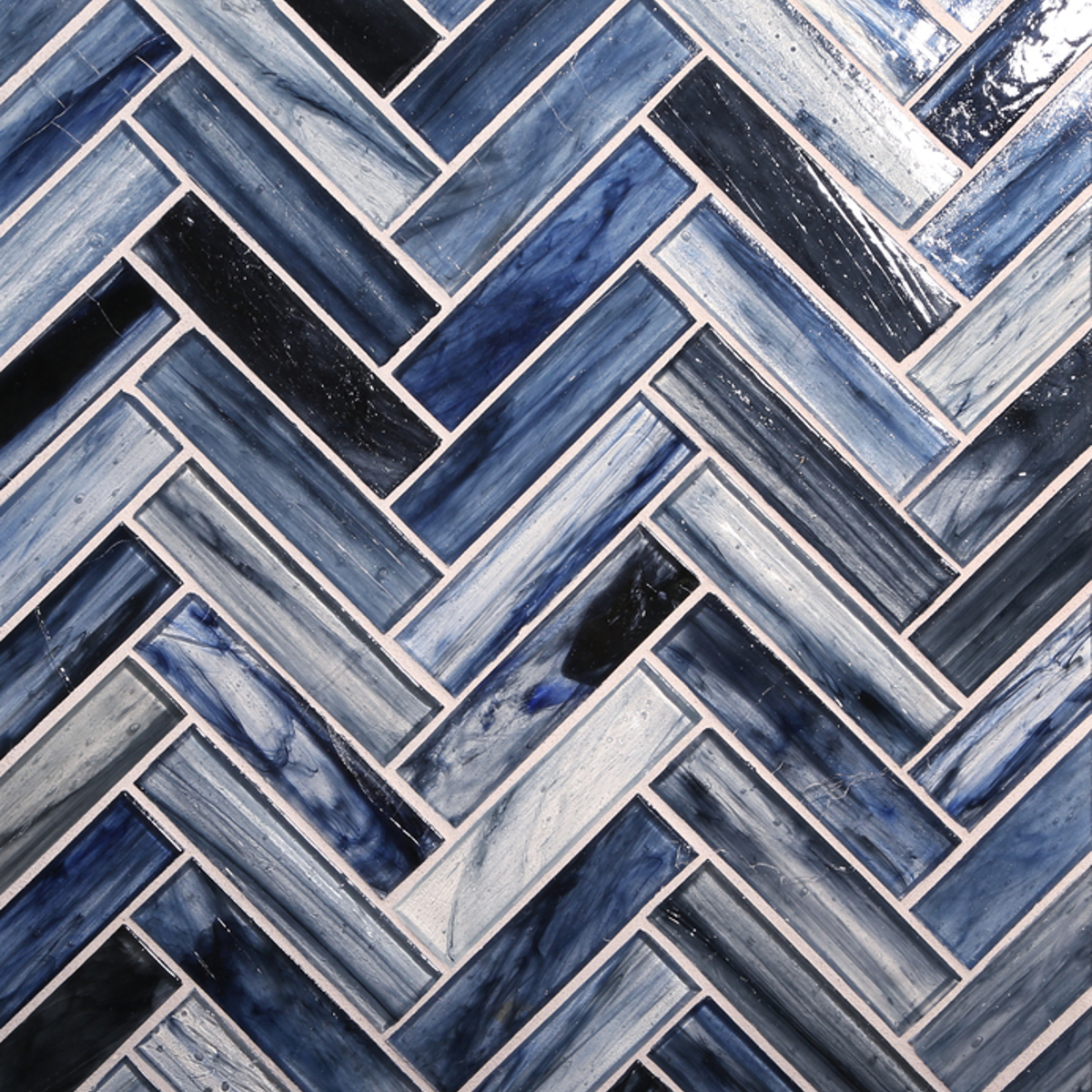 Tozen Natural - 1 x 4 Herringbone